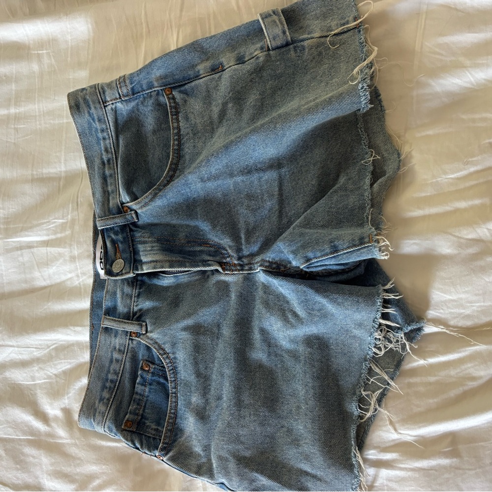 Tilly’s RSQ darker wash jorts size 28